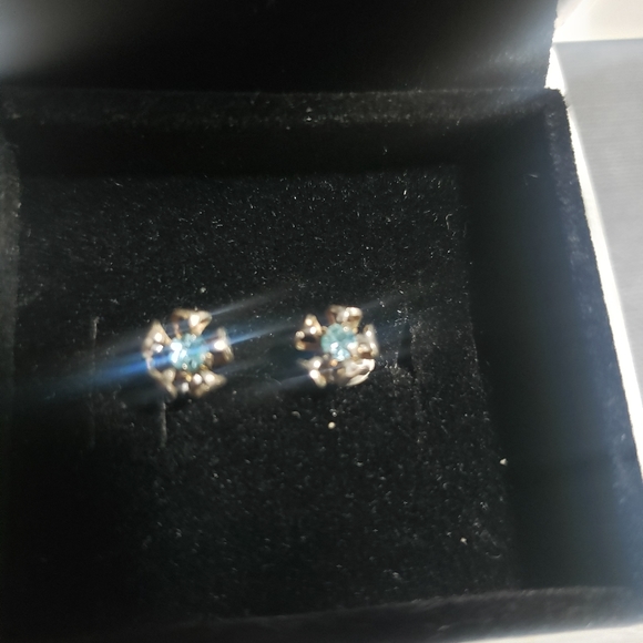 Vintage Earings - Picture 3 of 4